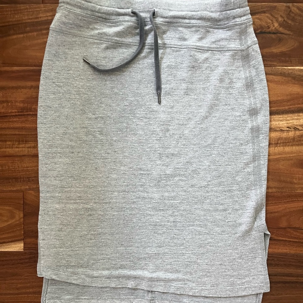 Athleta skirt